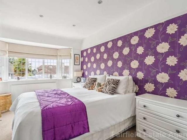 House for sale in South Oxhey, Batchworth