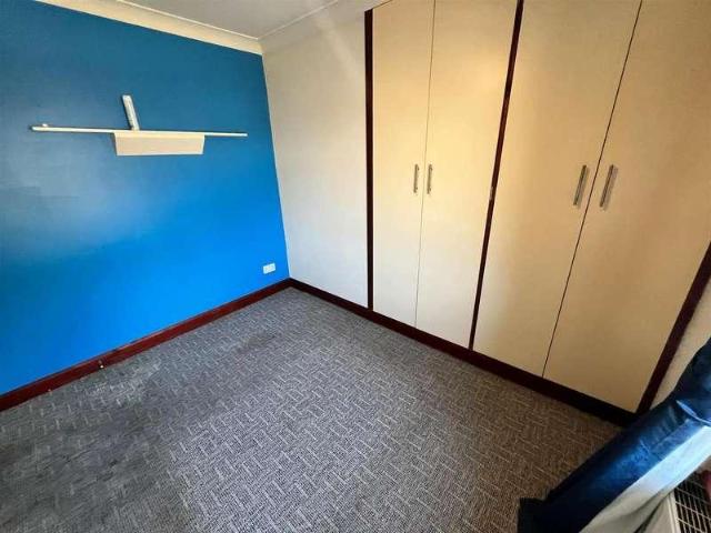 House for sale in Almondbury, West Yorkshire