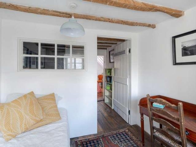 House for sale in Black Bourton, Oxfordshire