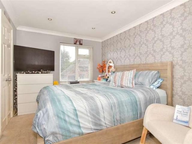 House for sale in Snipeshill, Oad Street