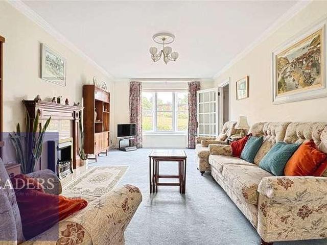 House for sale in Chipping Hill, Essex