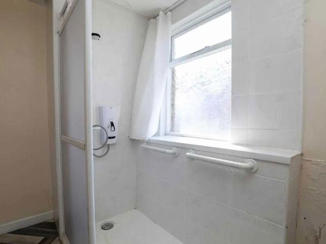 House for sale in Calderstones