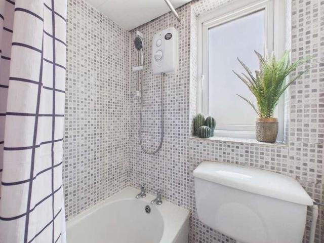 House for sale in Norton-on-derwent, North Yorkshire