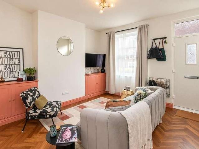 House for sale in Hopetown, Wakefield