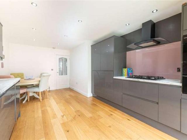House for sale in Bingley, West Yorkshire