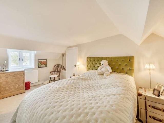 House for sale in Black Bourton, Oxfordshire