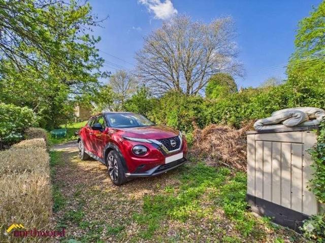 House for sale in Evershot, Oxfordshire