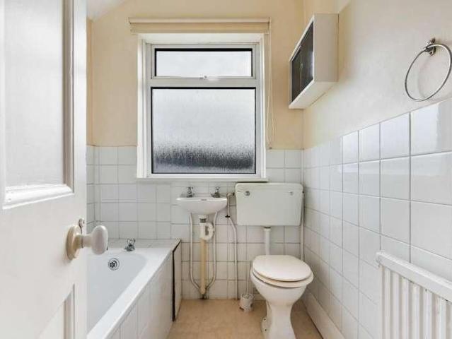 House for sale in Nork, Red Hill