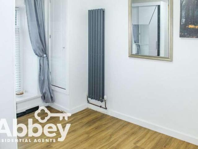 House for sale in Pontardawe, Pontardawe, Clydach