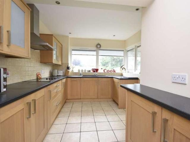 House for sale in Millmead, Acol