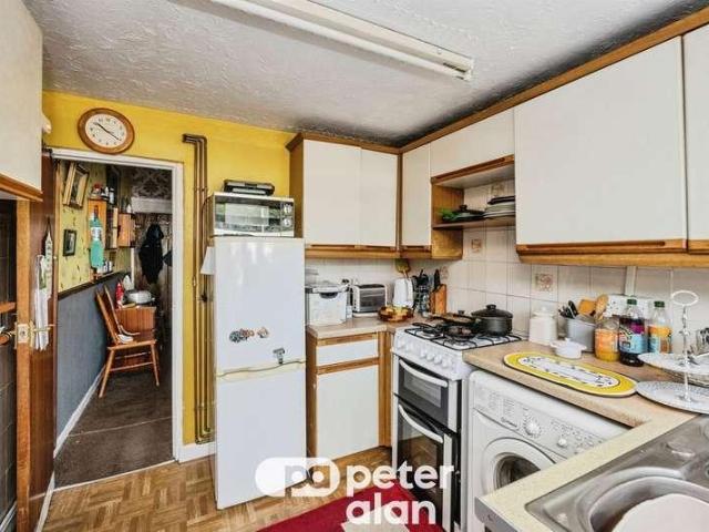 House for sale in Cimla, Neath