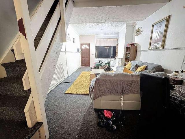 House for sale in Tunstall, Stoke-on-Trent