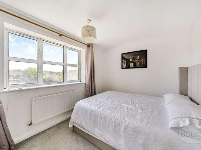 House for sale in Cobham, Elmbridge