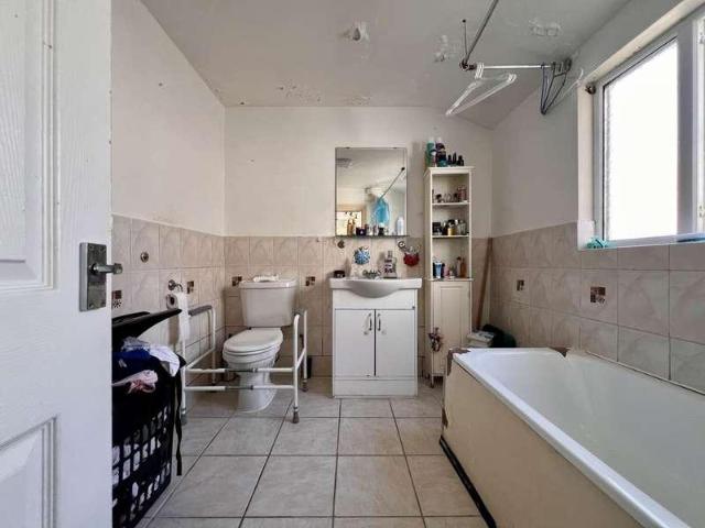 House for sale in Plaistow, Greater London