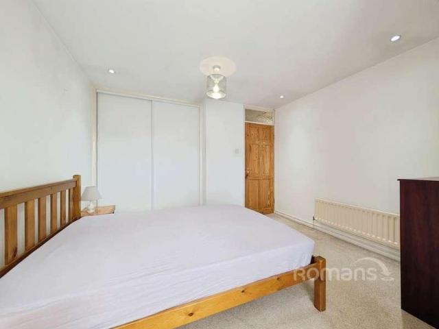House for sale in Lower Earley, Wokingham