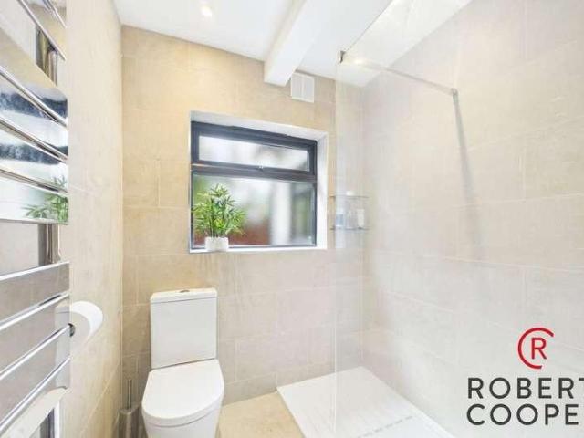 House for sale in Greater London