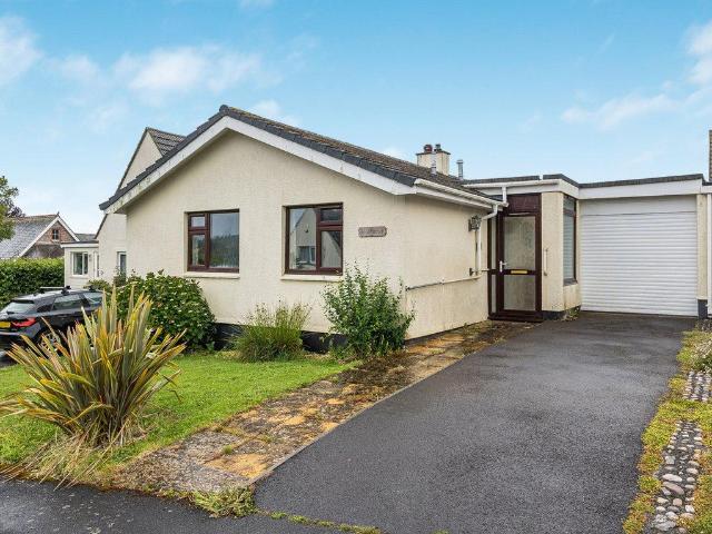 House for sale in Strode, Devon