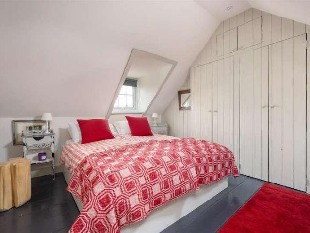 House for sale in The Bridge, Kent