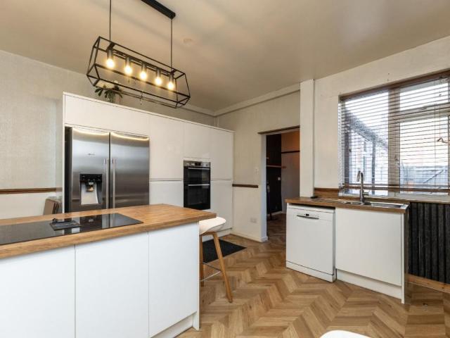 House for sale in Cutsyke, Castleford