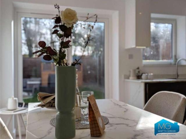 House for sale in Finchley, Greater London