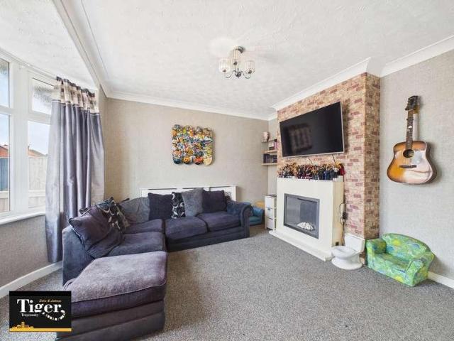 House for sale in Hawes Side, Blackpool