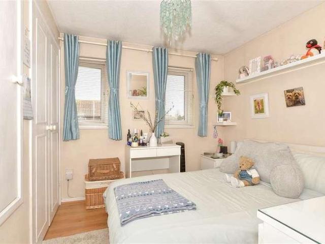 House for sale in Dartford, North End