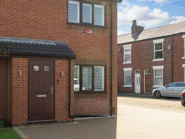 House for sale in Hazel Grove, Greater Manchester