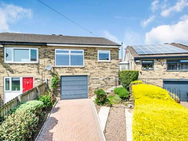 House for sale in Denholme, West Yorkshire