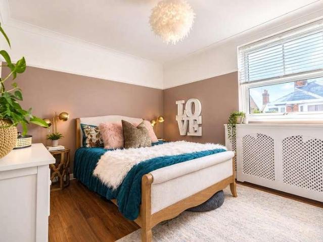 House for sale in Chipping Hill, Essex