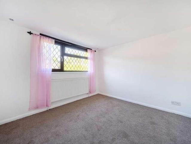House for sale in Barnham and Eastergate, Clapham