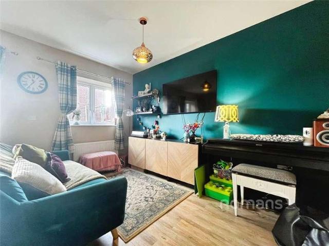 House for sale in Britwell, Slough
