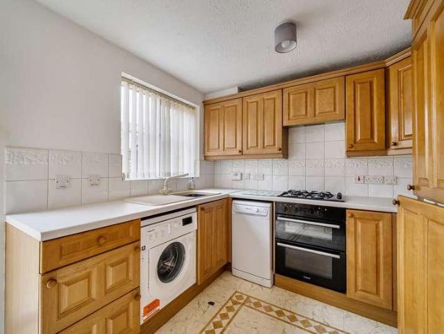House for sale in Wheatpieces, Pamington