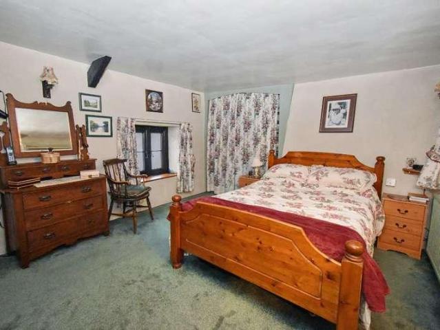 House for sale in Weir Quay, Devon