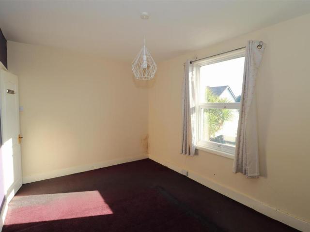 House for sale in Sidley, Heathlands