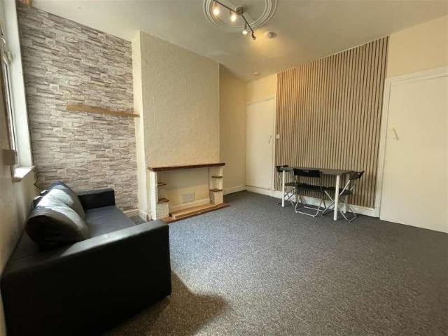 House for sale in Black Friars, Old Wharf