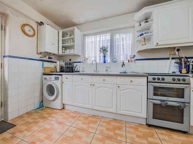 House for sale in Uxbridge, Hillingdon