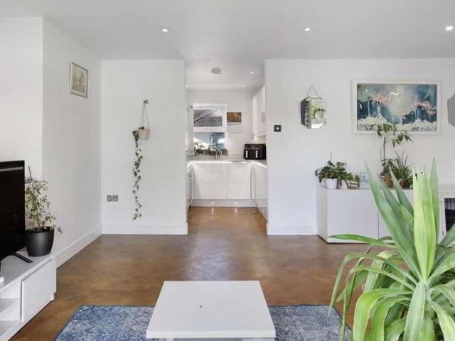House for sale in Shaldon, Teignbridge