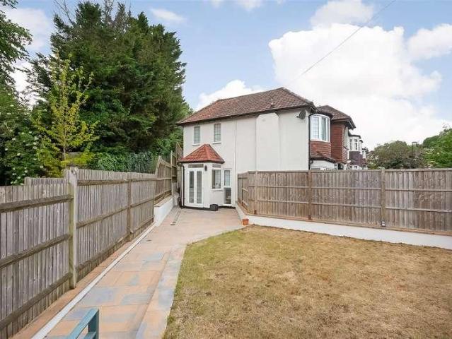 House for sale in Coulsdon, Purley