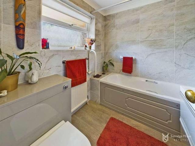 House for sale in Upperton, Eastbourne
