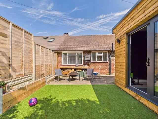House for sale in Nepcote, Clapham