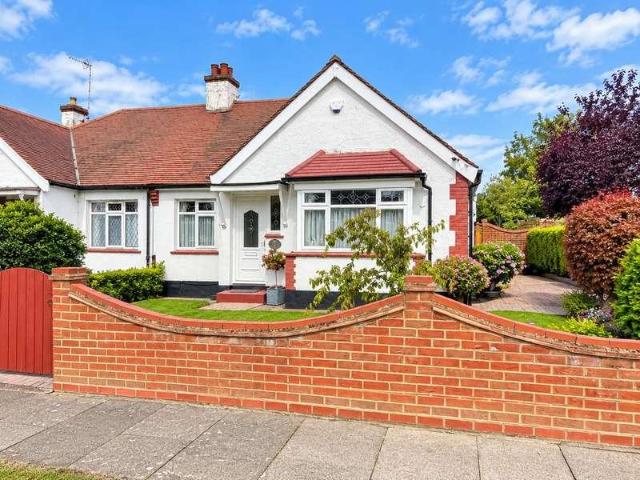 House for sale in Prittlewell, Southend-on-Sea