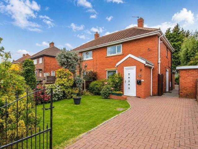 House for sale in Gawthorpe, West Yorkshire
