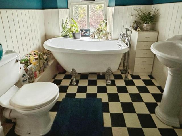 House for sale in Feckenham, City Of Bristol