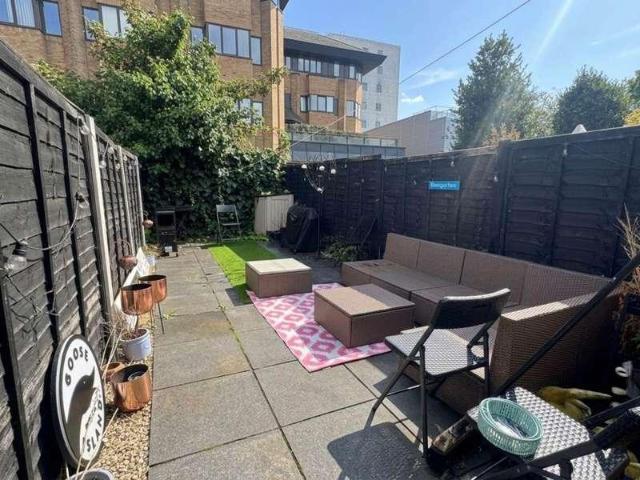 House for sale in Warley, Brentwood