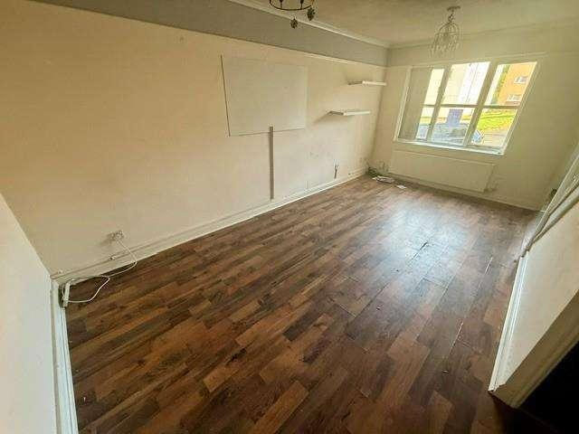 House for sale in Baildon, West Yorkshire