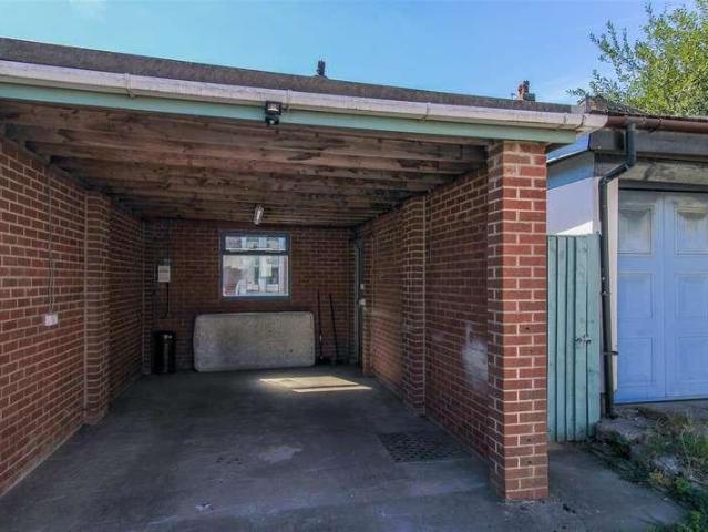 House for sale in Middlestown, West Yorkshire