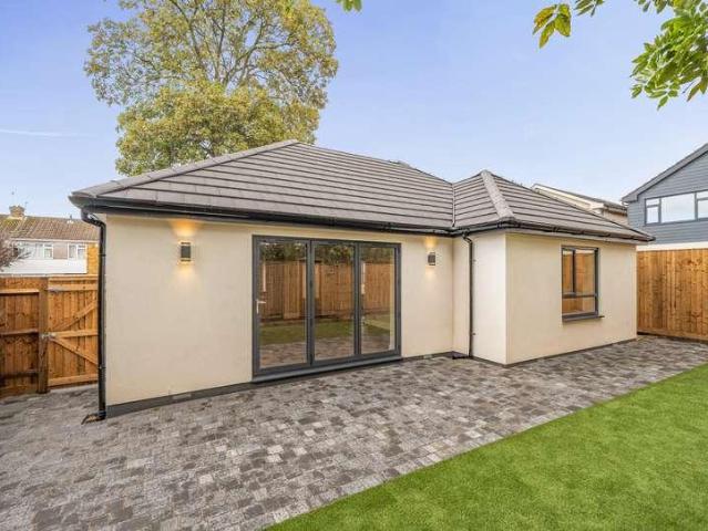 House for sale in Feckenham, City Of Bristol