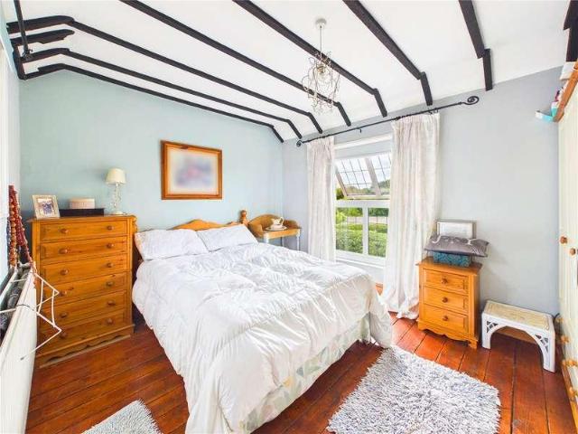 House for sale in Crookhill, Worcestershire