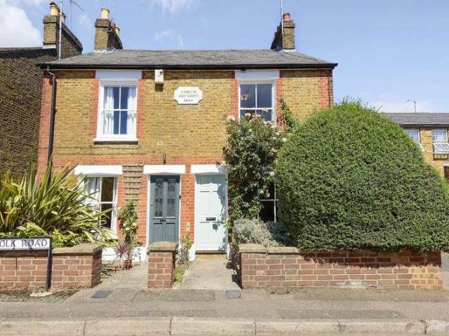House for sale in Batchworth