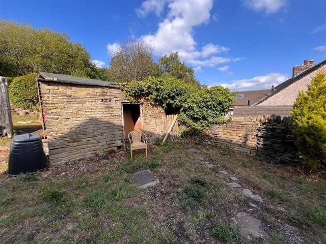 House for sale in Netheroyd Hill, Kirklees